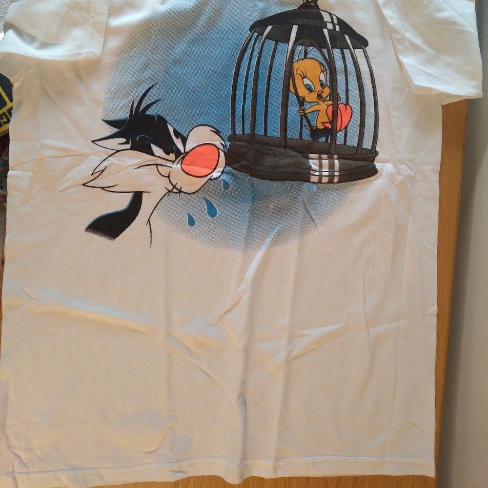 Deadstock Vintage 90s Tweety Bird & Sylvester Warner Bros. Looney Tunes T-Shirt - Picture 3 of 7